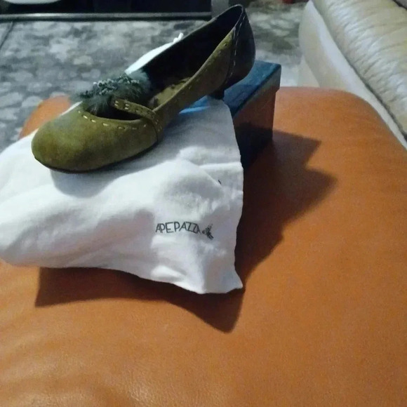 🌹apepazza flats with feather decoration🎉 - Picture 10 of 11